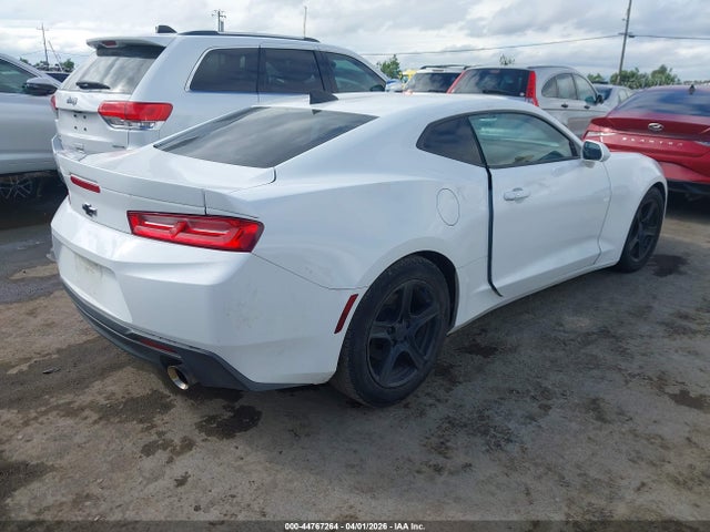 Chevrolet Camaro 1lt 2018 1G1FB1RX9J0141475 Image 4
