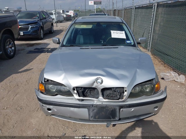 Продажа на аукционе авто 2004 Bmw 325i, vin: WBAEV33404KR27238, номер лота: 44767269