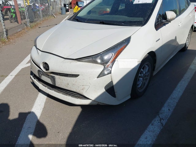 JTDKARFU6G3014630 Toyota Prius Three