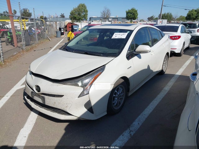 JTDKARFU6G3014630 Toyota Prius Three