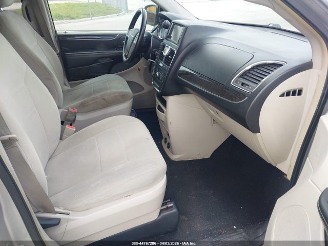 2011 CHRYSLER TOWN & COUNTRY 2A4RR5DG7BR612748 Photo 4
