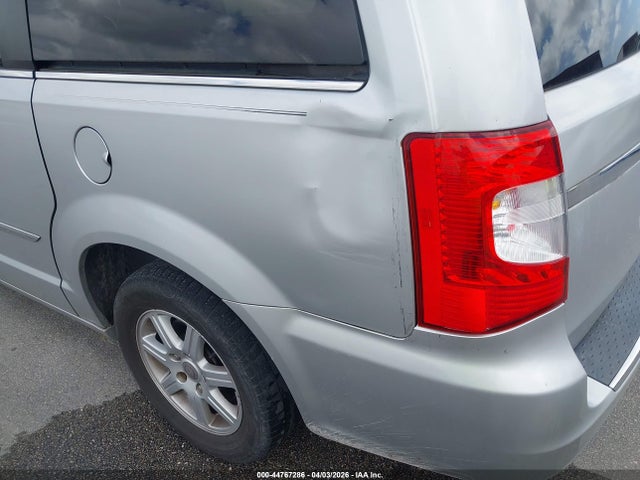 2011 CHRYSLER TOWN & COUNTRY 2A4RR5DG7BR612748 Photo 5