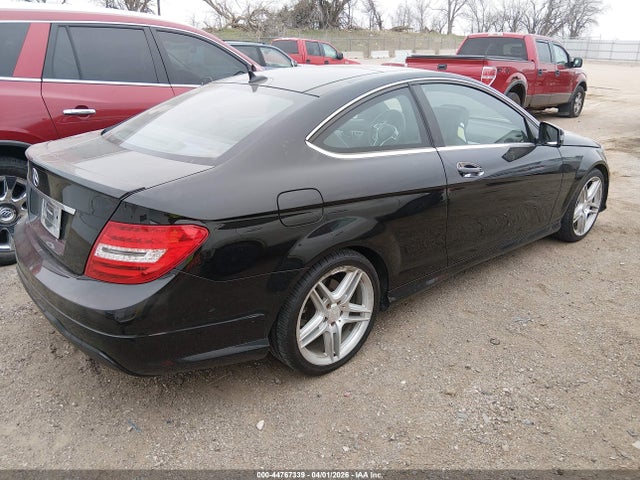 2013 MERCEDES-BENZ C 250 WDDGJ4HB5DG035547 Photo 3