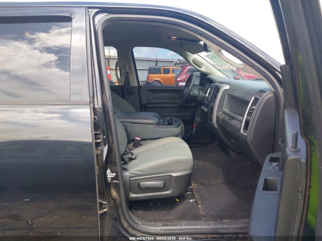 44767344 :رقم المزاد ، 1C6RR7FT8FS667314 vin ، 2015 Ram 1500 Express مزاد بيع
