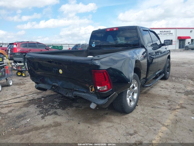 44767344 :رقم المزاد ، 1C6RR7FT8FS667314 vin ، 2015 Ram 1500 Express مزاد بيع
