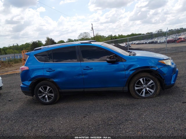 44767355 :رقم المزاد ، JTMWFREV8GJ082758 vin ، 2016 Toyota Rav4 Xle مزاد بيع