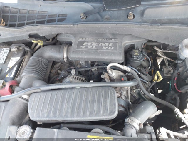 44767400 :رقم المزاد ، 1D4HB48D74F224657 vin ، 2004 Dodge Durango Slt مزاد بيع