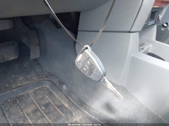 44767400 :رقم المزاد ، 1D4HB48D74F224657 vin ، 2004 Dodge Durango Slt مزاد بيع