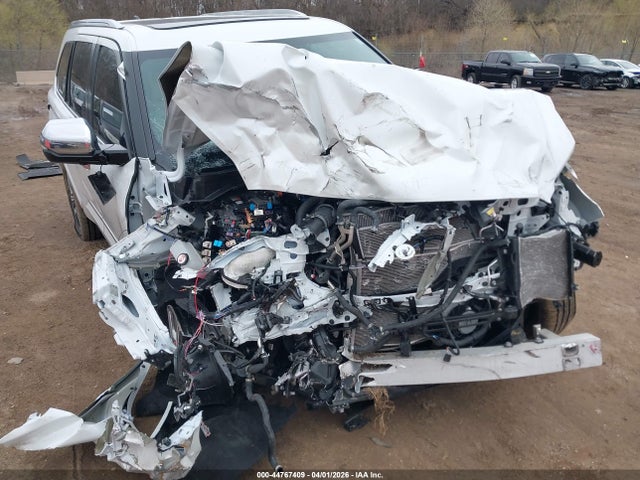 2024 Toyota Sequoia Capstone მანქანა იყიდება აუქციონზე, vin: 7SVAAABAXRX025060, აუქციონის ნომერი: 44767409