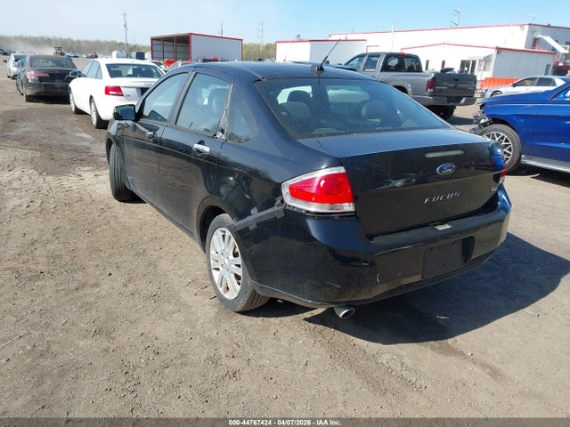 2011 FORD FOCUS 1FAHP3HN9BW131837 Photo 2
