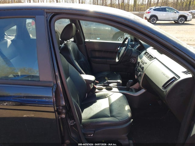 2011 FORD FOCUS 1FAHP3HN9BW131837 Photo 4