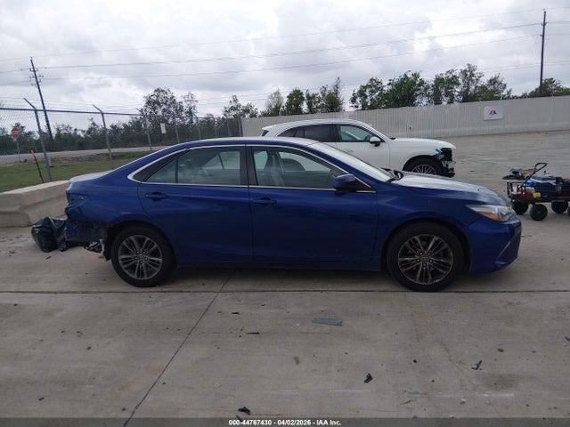 4T1BF1FK2FU900532 Toyota CAMRY SE