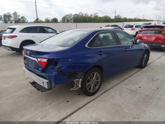 4T1BF1FK2FU900532 Toyota CAMRY SE