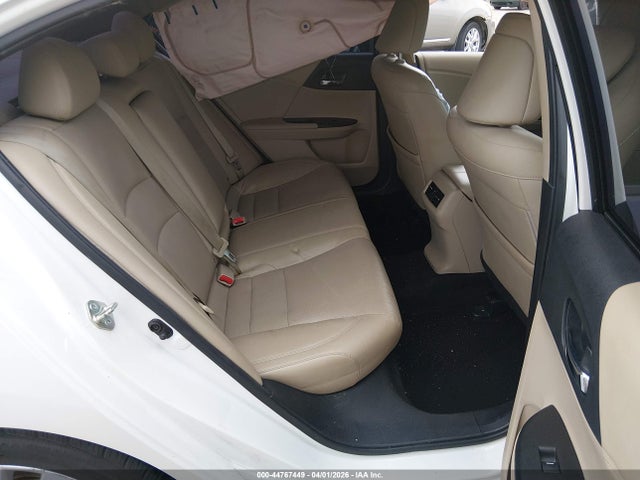 44767449 :رقم المزاد ، 1HGCR3F84FA028048 vin ، 2015 Honda Accord Ex-l V-6 مزاد بيع