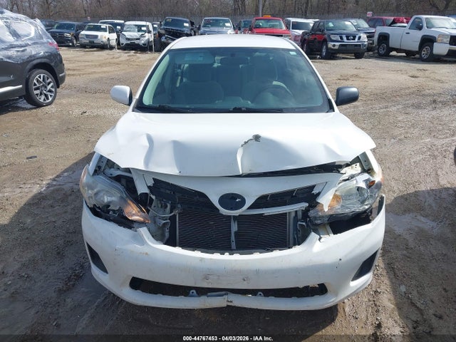 Продажа на аукционе авто 2013 Toyota Corolla Le, vin: 5YFBU4EE5DP076379, номер лота: 44767453