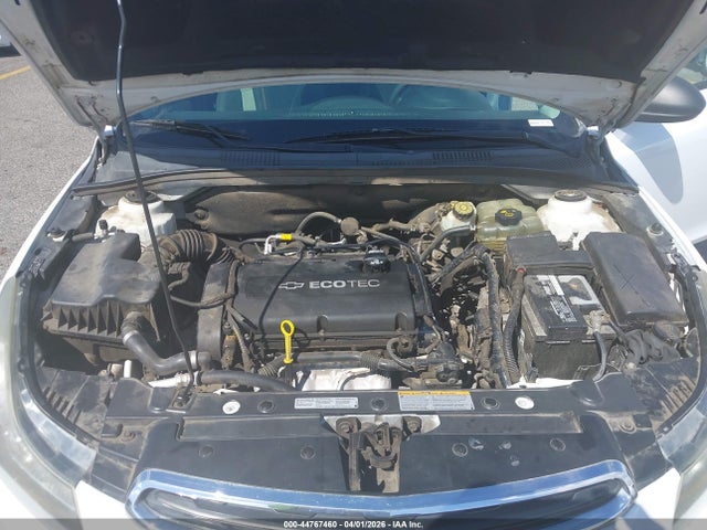 1G1PA5SG4F7291291 Chevrolet Cruze Ls Auto