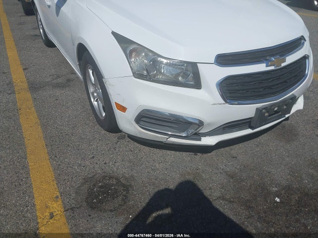 1G1PA5SG4F7291291 Chevrolet Cruze Ls Auto