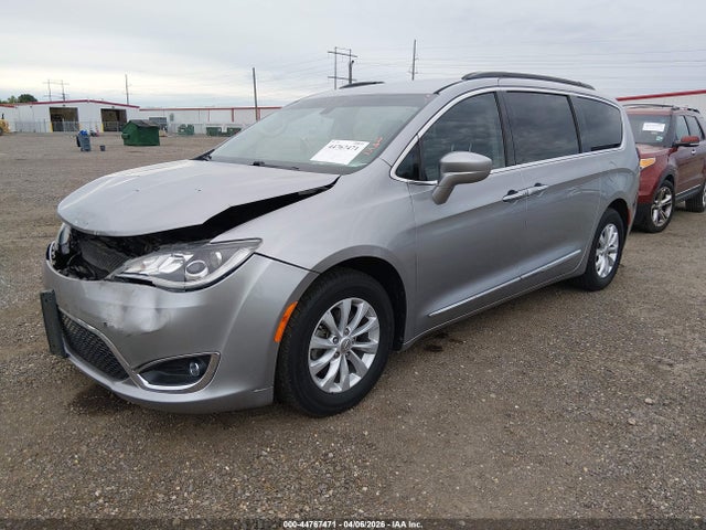 Auction sale of the 2017 Chrysler Pacifica Touring-l, vin: 2C4RC1BGXHR583578, lot number: 44767471