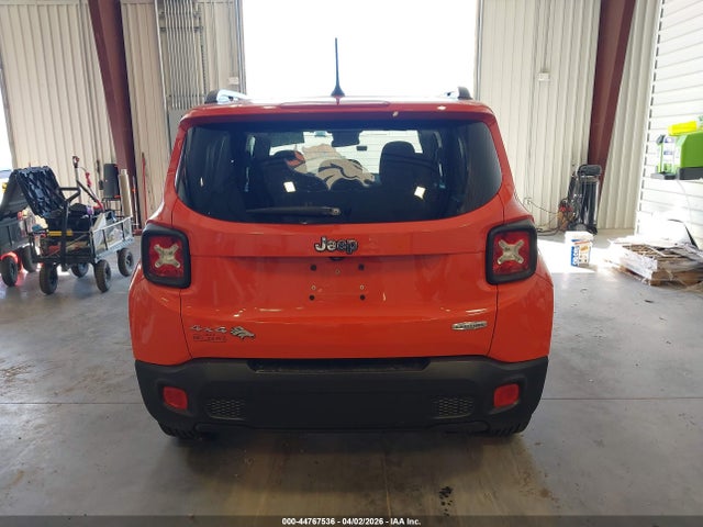 ZACCJBBT5FPC05670 Jeep Renegade Latitude