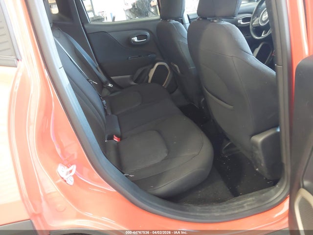 ZACCJBBT5FPC05670 Jeep Renegade Latitude