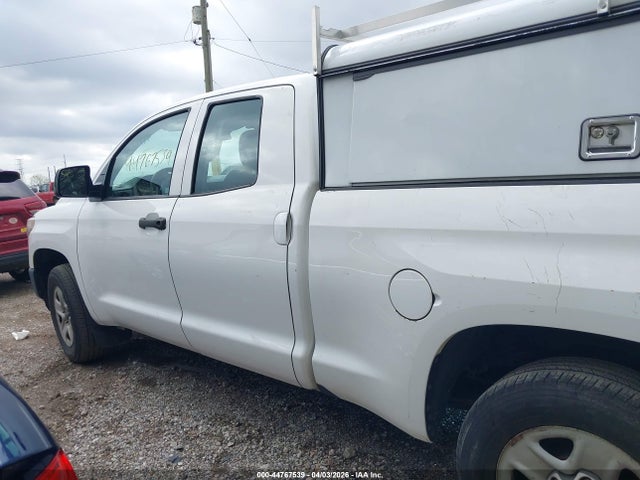 Продаж на аукціоні авто 2018 Toyota Tundra Sr 4.6l V8, vin: 5TFUM5F15JX075188, номер лоту: 44767539