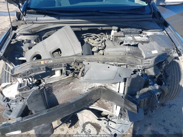 5NPD74LFXJH345819 Hyundai ELANTRA SE