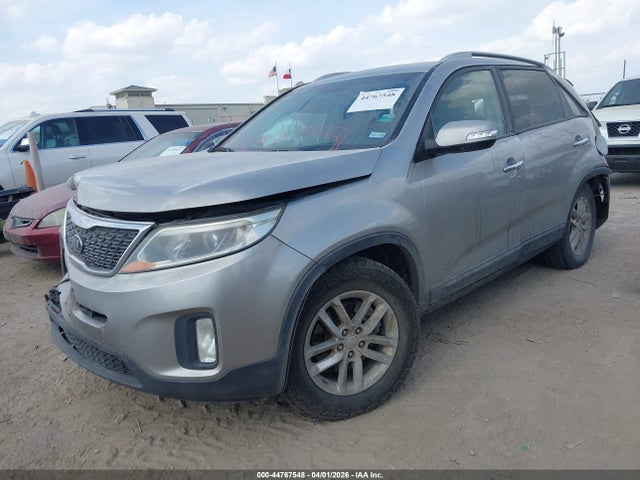 5XYKT4A65FG611882 KIA SORENTO LX