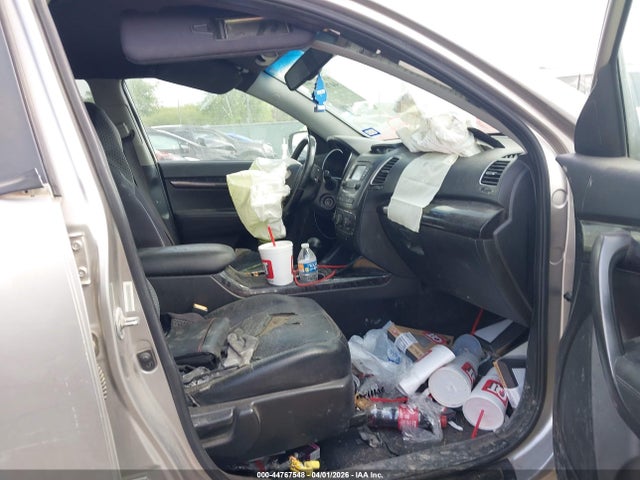 5XYKT4A65FG611882 KIA SORENTO LX