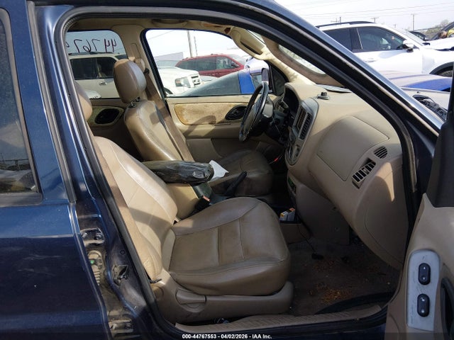 44767553 :رقم المزاد ، 1FMYU931X3KB94427 vin ، 2003 Ford Escape Xlt مزاد بيع