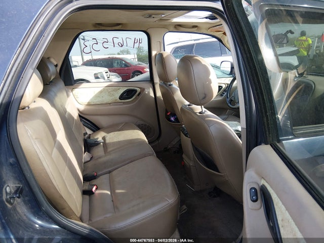 44767553 :رقم المزاد ، 1FMYU931X3KB94427 vin ، 2003 Ford Escape Xlt مزاد بيع
