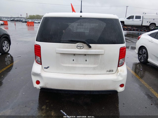Scion XB 2014 JTLZE4FE0EJ055900 Image 17