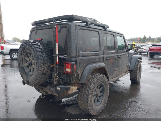 1C4HJXDG5JW111447 Jeep Wrangler Unlimited Sport S 4x4