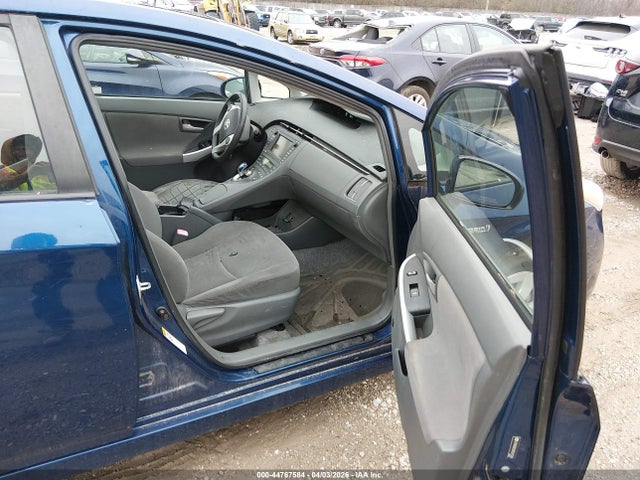 44767584 :رقم المزاد ، JTDKN3DU5B5247240 vin ، 2011 Toyota Prius Three مزاد بيع