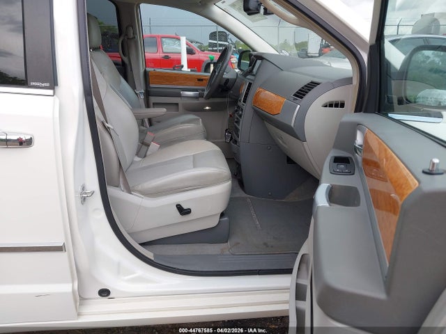 Aukcja sprzedaży 2010 Chrysler Town & Country New Limited, vin: 2A4RR7DX5AR405706, numer aukcji: 44767585