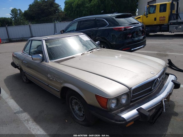 44767589 :رقم المزاد ، WDBBA45C1FA018671 vin ، 1985 Mercedes-benz 380 Sl مزاد بيع