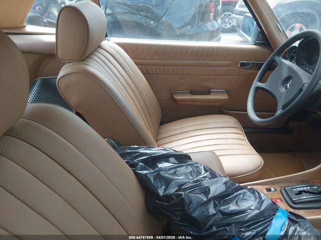 44767589 :رقم المزاد ، WDBBA45C1FA018671 vin ، 1985 Mercedes-benz 380 Sl مزاد بيع