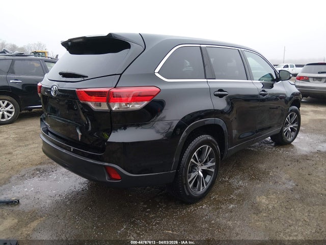 2019 TOYOTA HIGHLANDER 5TDZARFH1KS059435 Photo 3