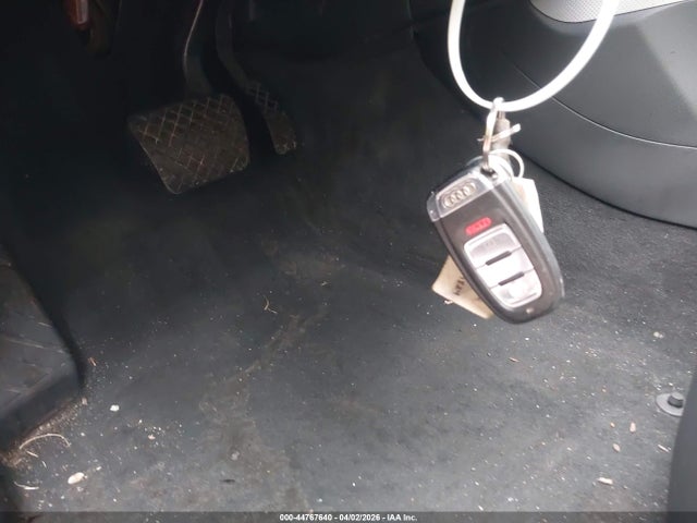 44767640 :رقم المزاد ، WAUBFAFL6CN006453 vin ، 2012 Audi A4 2.0t Premium مزاد بيع