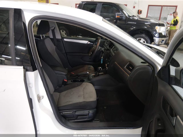 3VW2B7AJ1HM215492 Volkswagen Jetta 1.4t S