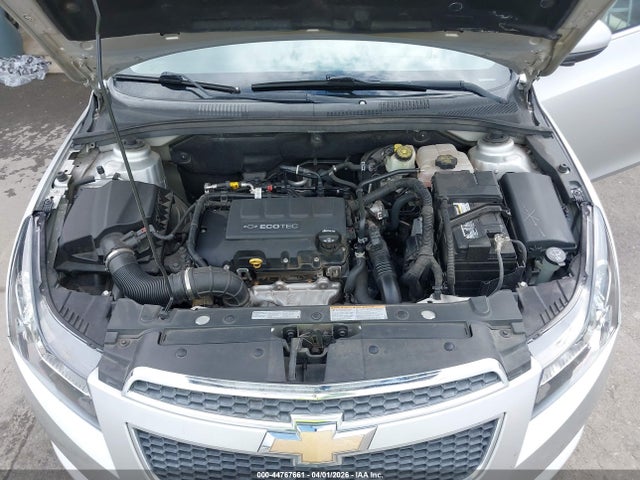 1G1PC5SB8E7133890 Chevrolet Cruze 1lt Auto