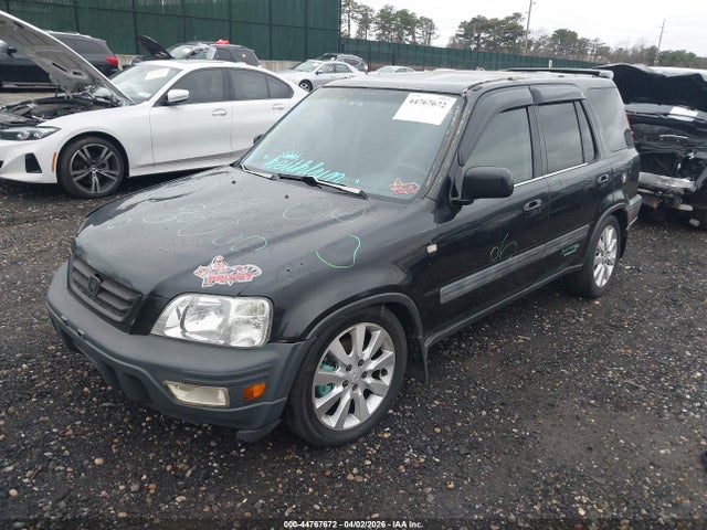 1998 HONDA CR-V JHLRD186XWC031356 Photo 1