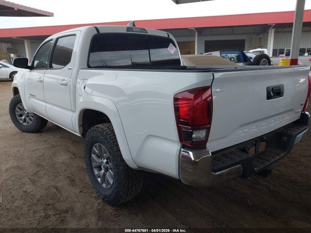 2022 TOYOTA TACOMA 3TMAZ5CN9NM180274 Photo 2