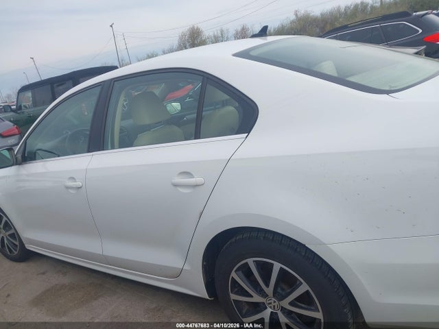 Aukcja sprzedaży 2017 Volkswagen Jetta 1.4t Se, vin: 3VWB67AJ0HM332758, numer aukcji: 44767683
