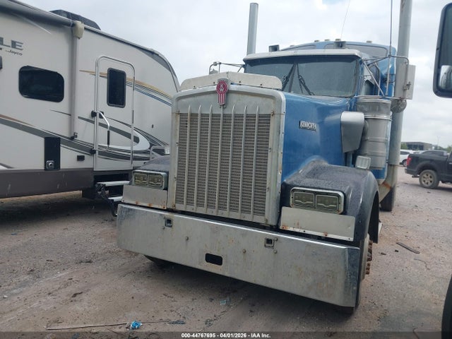 Aukcja sprzedaży 2002 Kenworth Construction W900, vin: 1XKWDB9X52R895658, numer aukcji: 44767695
