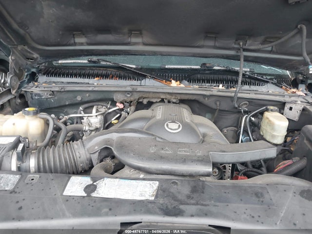 44767701 :رقم المزاد ، 1GYEK63N32R103092 vin ، 2002 Cadillac Escalade Standard مزاد بيع