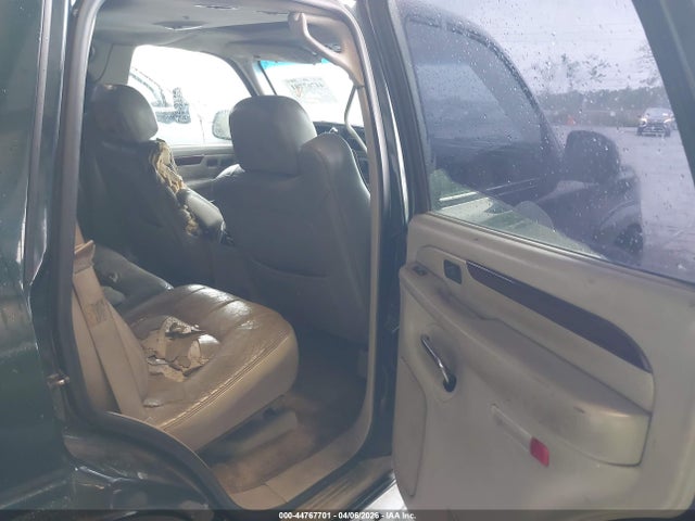 44767701 :رقم المزاد ، 1GYEK63N32R103092 vin ، 2002 Cadillac Escalade Standard مزاد بيع