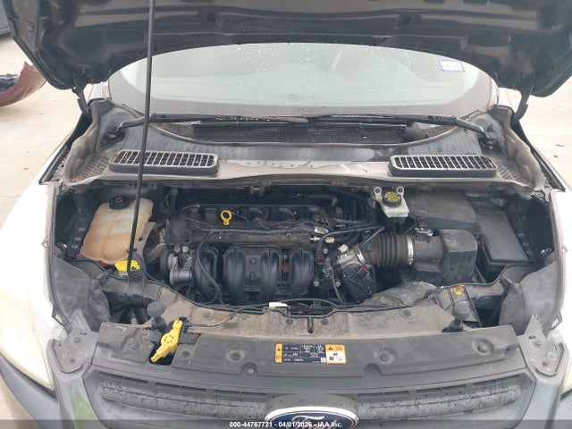 1FMCU0F7XGUB19825 Ford ESCAPE S