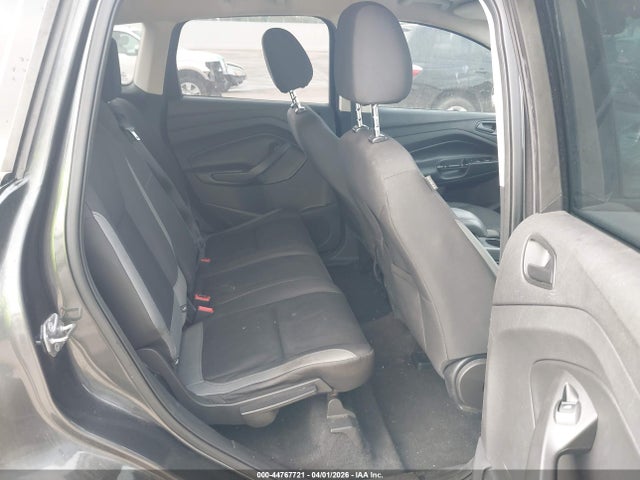 1FMCU0F7XGUB19825 Ford ESCAPE S