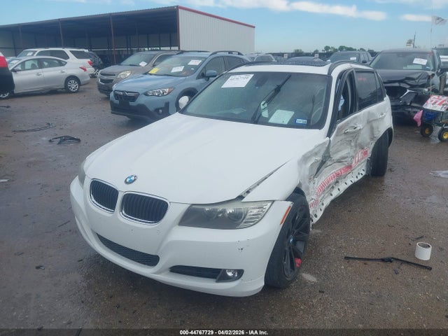 44767729 :رقم المزاد ، WBAUT9C59BA192081 vin ، 2011 Bmw 328i مزاد بيع