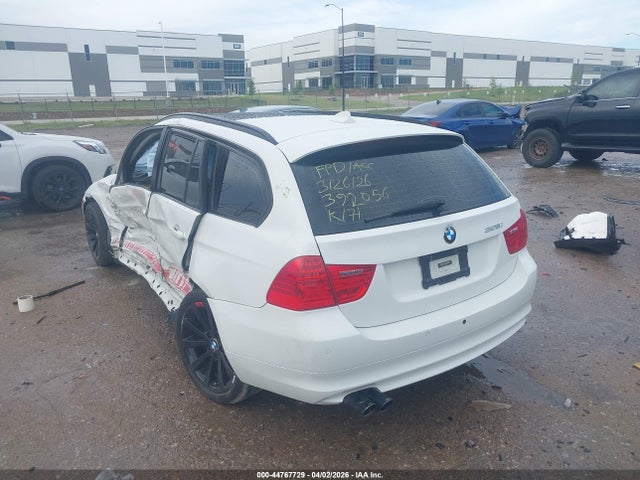 44767729 :رقم المزاد ، WBAUT9C59BA192081 vin ، 2011 Bmw 328i مزاد بيع